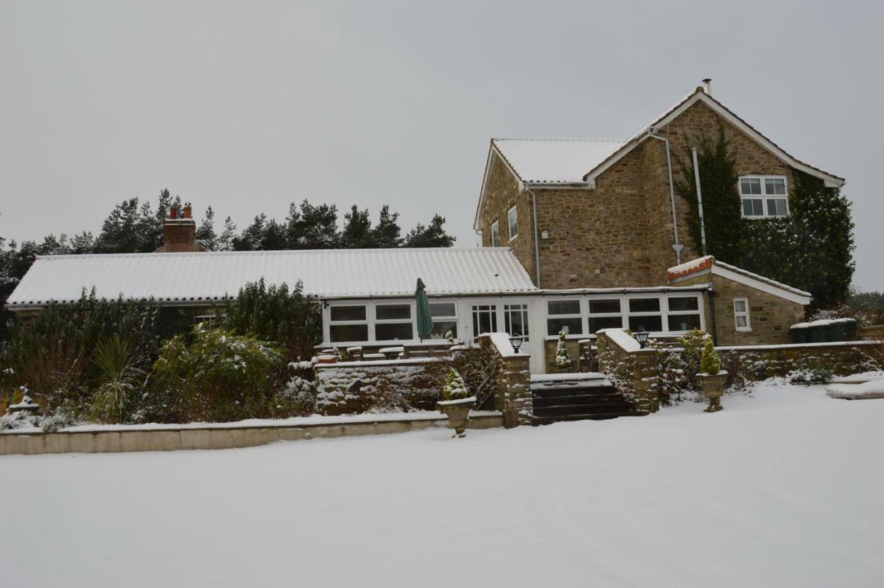 Middlehead Cottages Pickering Extérieur photo
