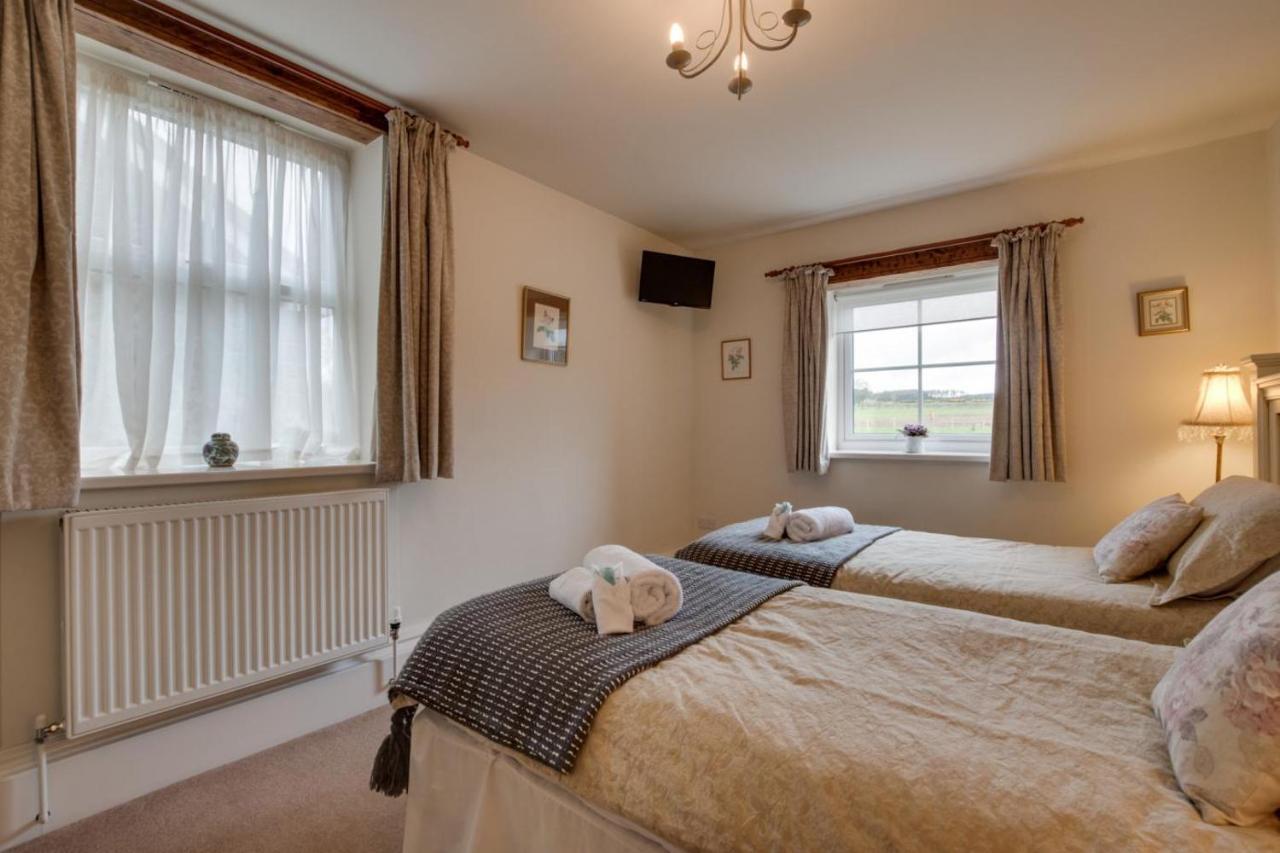 Middlehead Cottages Pickering Extérieur photo